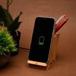 4-in-1 Wireless Charger & USB Hub